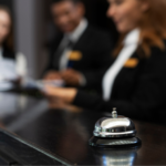 Turismo reforça papel estratégico na economia e cria mais de 106 mil empregos até novembro de 2025