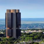 Entenda o que é a Selic, por que ela está em 15% e como isso afeta a economia