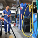 Governo propõe subvenção da gasolina em R$ 0,44 por litro