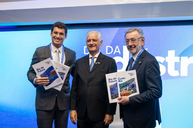Ministro Márcio Elias Rosa defende política de longo prazo e apresenta dados da NIB na Firjan