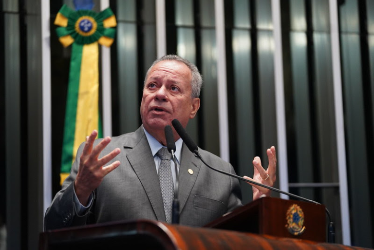 A redução da jornada de trabalho tem que ser uma conquista para todos os brasileiros, diz presidente da CNI